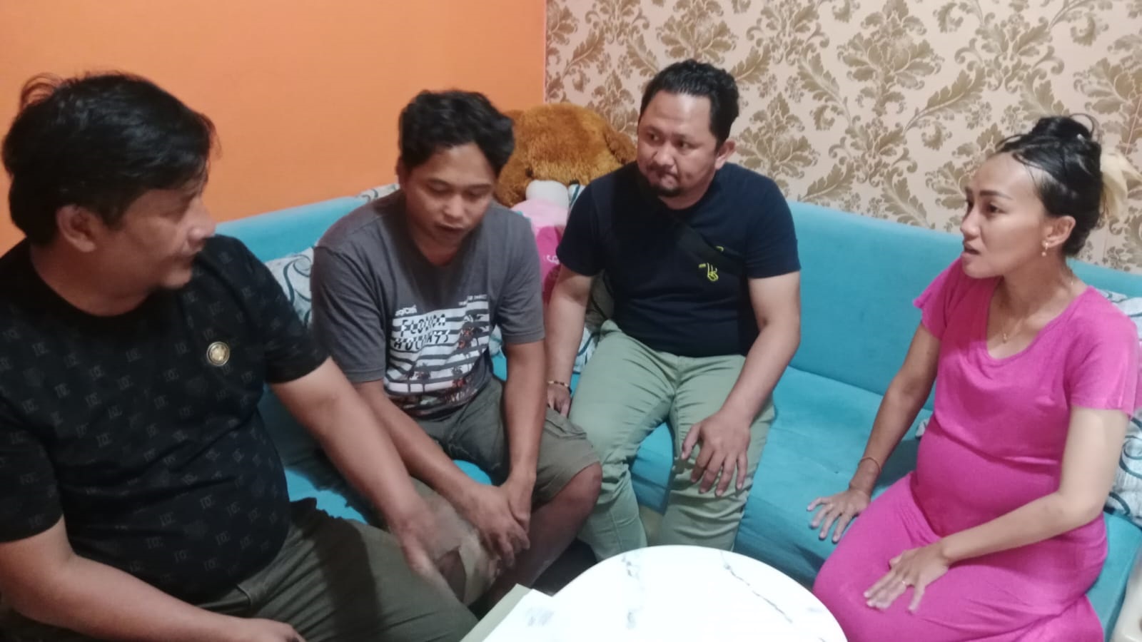 Warga Jatiasih Tipu Pencari Kerja, Data Korban Digunakan untuk Pinjol