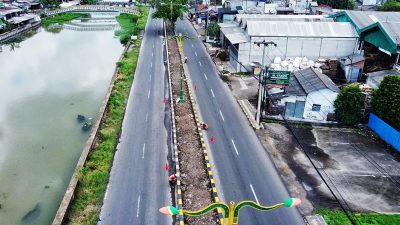 Jalan Inspeksi Kalimalang Kabupaten Bekasi Estetik