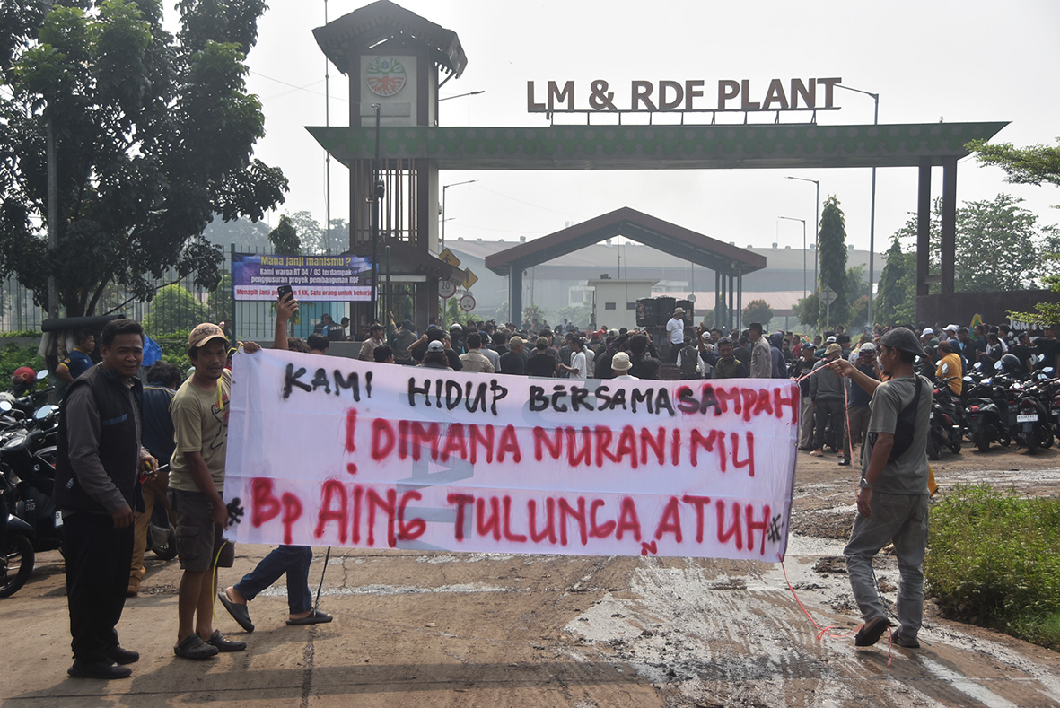 Warga Geruduk Fasilitas RDF TPST Bantargebang, Tuntut Diprioritaskan jadi Tenaga Kerja