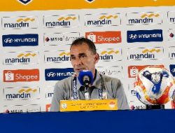 Tantang Thailand di Semifinal AFF U-23 2025, Gerald Vanenburg Optimistis Gilas Gajah Perang