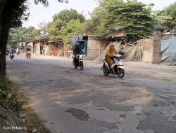Perbaikan Jalan Alinda Cuma 100 Meter, Warga “Ngedumel”