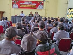 Puluhan Anggota Linmas di Kecamatan Bekasi Utara Digembleng TNI-Polri
