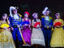 Jajaran Direksi BCA Tampil di Ketoprak Financial, Perkuat Komitmen BCA dalam Pelestarian Seni Budaya