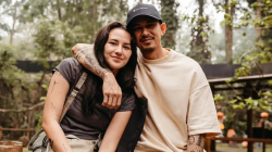 Pindah Agama Bukan karena Fandy Christian, Dahlia Poland Ungkap Alasan Sebenarnya