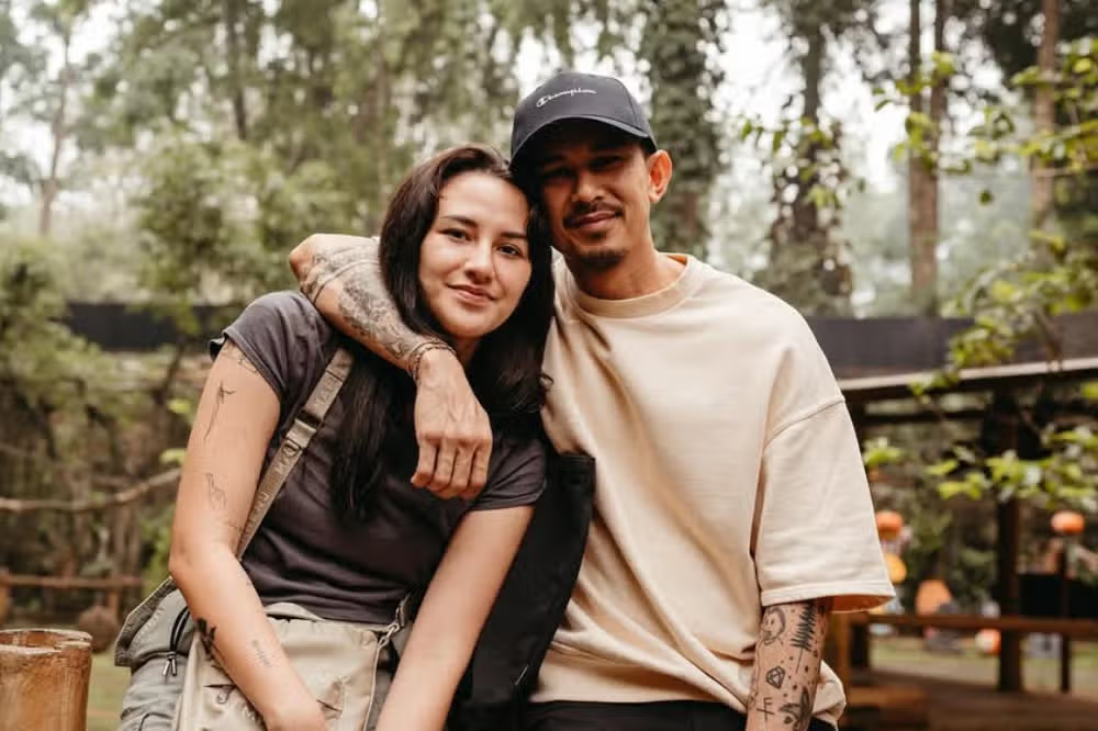 Dahlia Poland Gugat Cerai Fandy Christian ke Pengadilan Agama Badung
