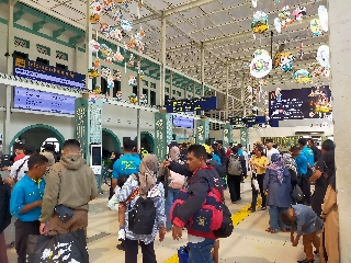 HUT ke-80 RI, KAI Beri Diskon 20 Persen Tiket Kereta Api