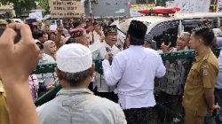 Warga Jatimulya Tolak Rencana Peletakan Batu Pertama Pembangunan Kantor Kelurahan