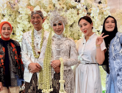 Nagita Slavina Kenakan Dress Seharga Mobil Bekas di Acara 30 Tahun Pernikahan Melly Goeslaw