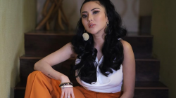 Ayu Aulia Dianggap Permainkan Agama Usai Keluar-Masuk Islam, Ustaz Derry Sulaiman Beri Pesan Ini