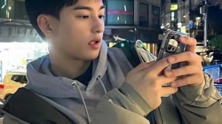 Adik Cha Eun Woo Jadi Perbincangan Usai Tampil Singkat di ‘You Quiz on the Block’