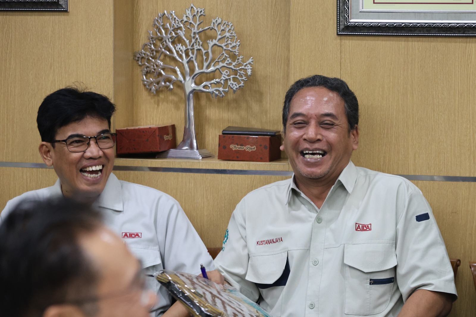 Dari Bekasi Menjangkau Pasar Dunia, Bea Cukai Bekasi Segarkan Predikat AEO PT Aica Indonesia