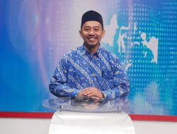 Ilmu untuk Diamalkan   
