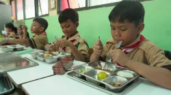 Separo Anggaran Pendidikan Tersedot MBG, Evaluasi RAPBN 2026