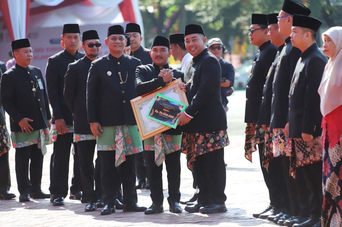 Berkat “Sipatuh”, Kadis Perkimtan Kabupaten Bekasi Juara Pertama Anugerah ASN Inovatif