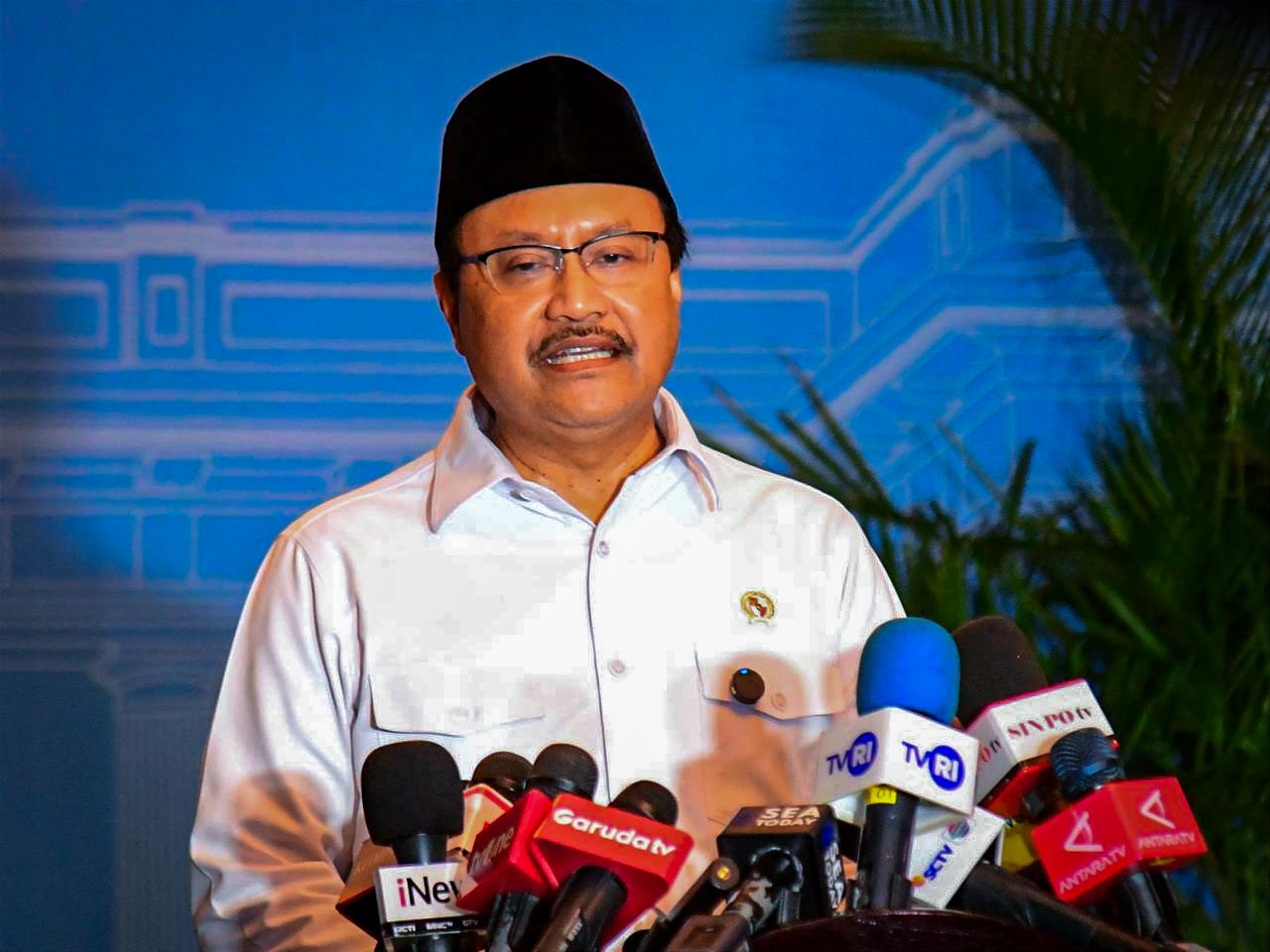 Ratusan Guru Sekolah Rakyat Mundur