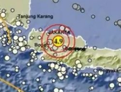 Akibat Gempa 4,9 M di Kab Bekasi, Bangunan Musola di Bojongmangu Roboh