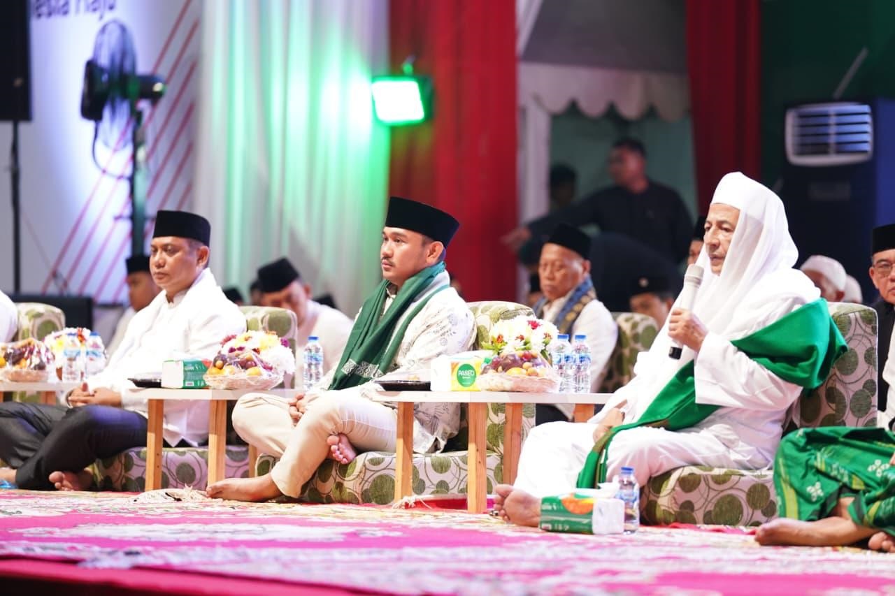 Habib Luthfi bin Yahya Pimpin Istigosah Akbar Hari Jadi ke-75 Kabupaten Bekasi dan HUT ke-80 RI