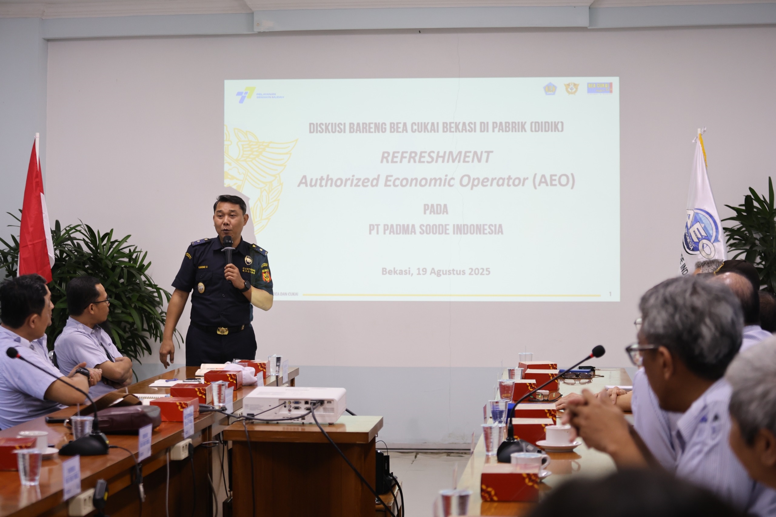 AEO sebagai Kunci Daya Saing, Bea Cukai Bekasi dan PT Padma Soode Indonesia Perkuat Keamanan Rantai Pasok lewat Refreshment AEO