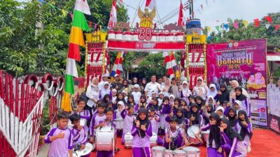 Warga Sumurbatu Wakili Kelurahan dalam Lomba Gapura Daur Ulang DLH Kota Bekasi