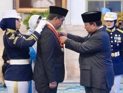 Berjasa Luar Biasa di Bidang Pendidikan dan Pemerintahan, Wamensesneg Juri Ardiantoro Dianugerahi Bintang Mahaputra Pratama dari Presiden Prabowo