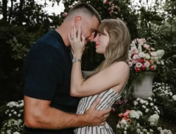2 Tahun Pacaran, Taylor Swift Umumkan Bakal Menikah dengan Travis Kelce