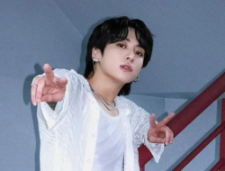 Jungkook BTS Raih Prestasi Baru, Tiga MV Solo Tembus 200 Juta Penayangan di YouTube
