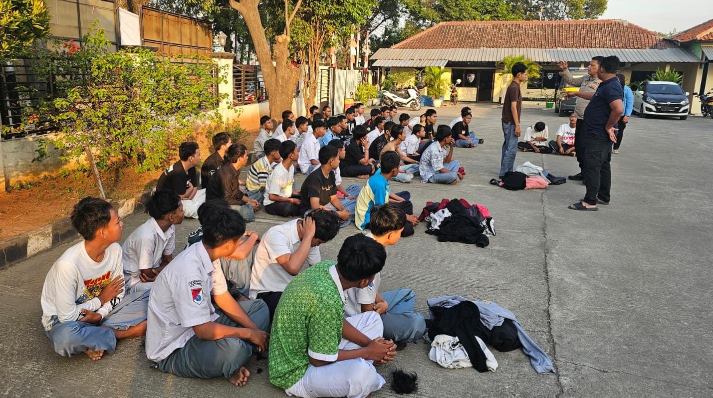 Polisi di Bekasi Amankan Ratusan Pelajar Berbagai Daerah Hendak Ikut Demo Buruh di Jakarta