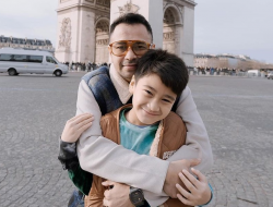 Raffi Ahmad Akhirnya Angkat Bicara Soal Aksi Tekel Rafathar Saat Main Bola Sabun