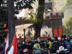 Imbas Ojol Dilindas Rantis, Markas Mako Brimob Kembali Digeruduk Massa