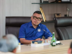 Dicopot dari DPR, Uya Kuya Tetap Nekat Jalankan Program hingga Minta Maaf pada Warga