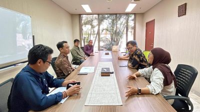 Peringati Hari Pelanggan Nasional, Telkom Witel Bekasi- Karawang Kunjungan ke Palm Spring