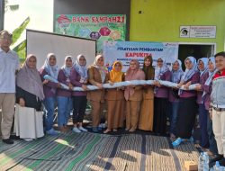 Potensi Ekonomi Baru Menyapa Ibu-ibu Bank Sampah 21 Bekasi