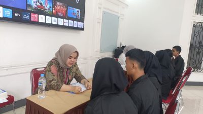 Sekolah Gandeng Industri, Lulusan SMK Siap Kerja