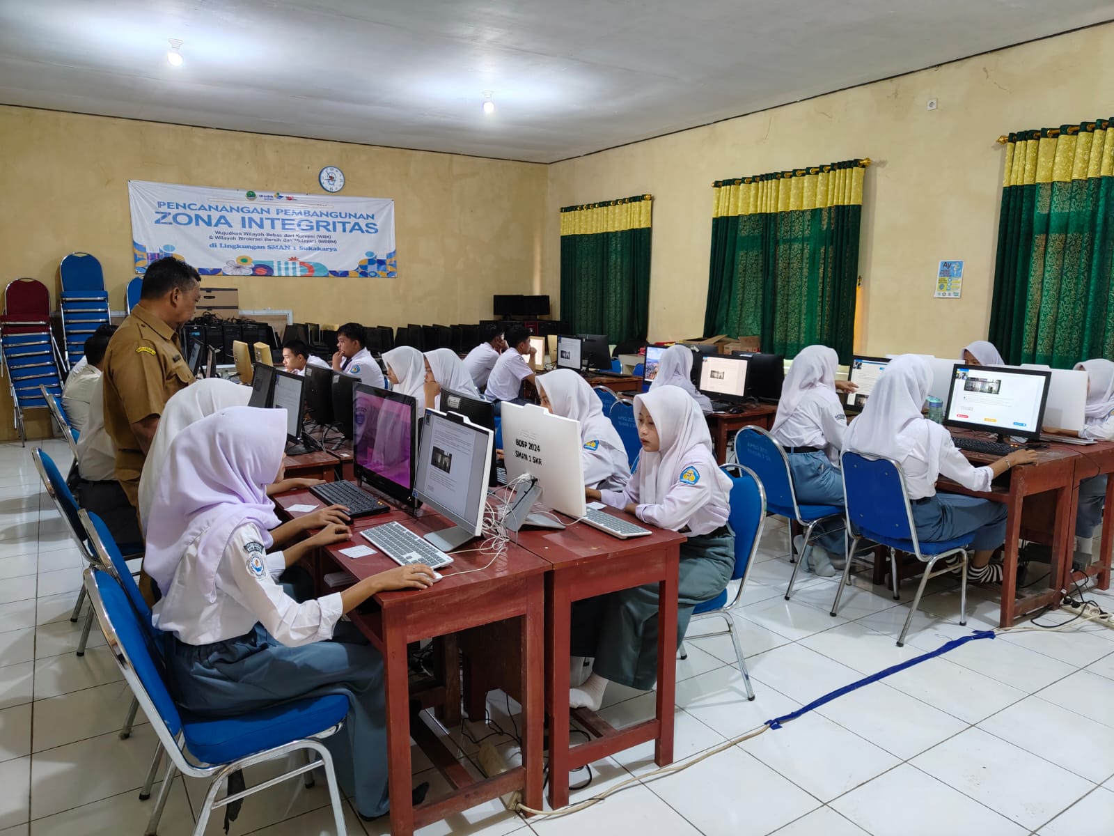   11 Siswa SMA Bekasi Lolos ke OSN Tingkat Nasional
