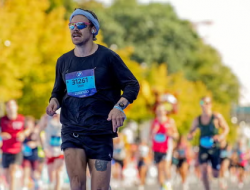 Wow! Harry Styles Tuntaskan Berlin Marathon di Bawah 3 Jam