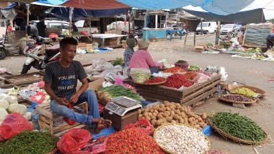 Harga Ayam dan Cabai Meroket di Kota Bekasi