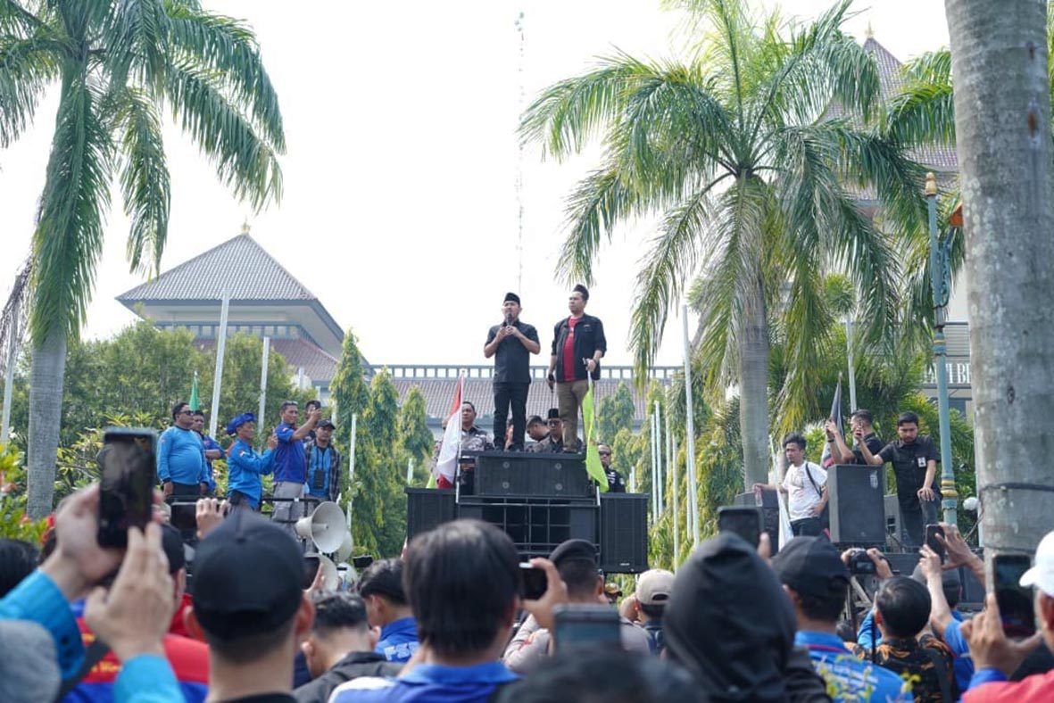 Peneliti: Demo Buruh Bisa jadi Pemantik Ketegangan Hubungan Bupati-Wabup Bekasi