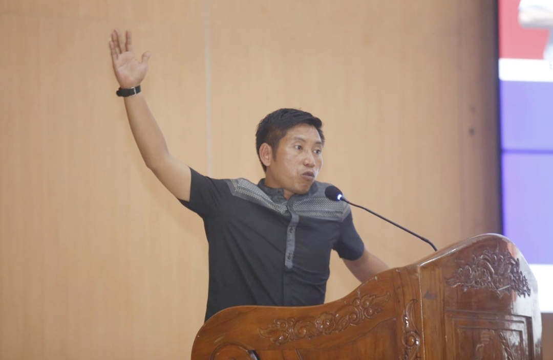 Aktivis Buruh Kritik Dewan Nyumarno: Komisi II Tugasnya Bukan Urus Ketenagakerjaan!