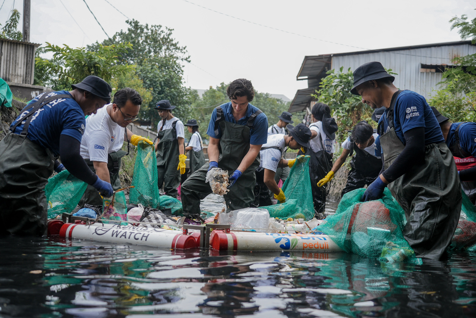 Peringati Hari Sungai Sedunia, BRI Peduli Ajak Generasi Muda Jaga Ekosistem Sungai dan Peduli Lingkungan
