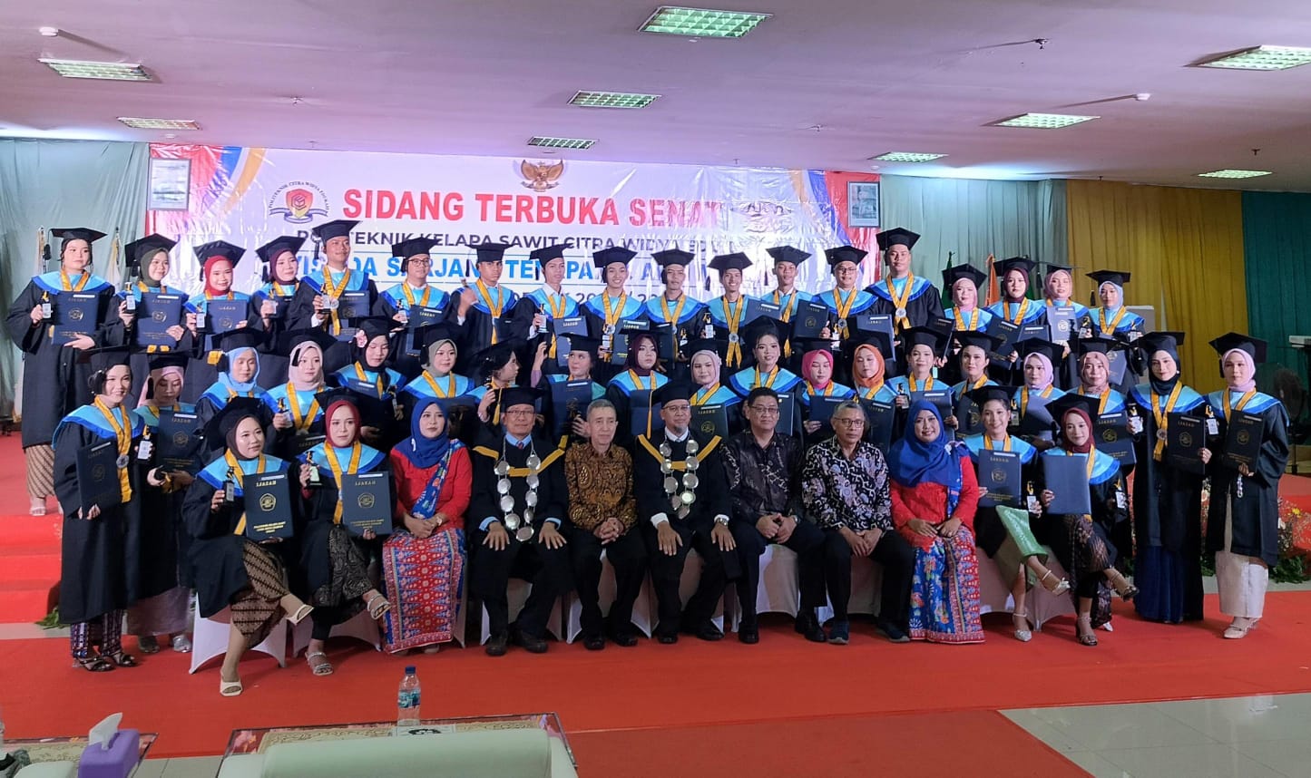 Politeknik Kelapa Sawit Citra Widya Edukasi Cetak Lulusan Unggul di Bidang Kelapa Sawit melalui Wisuda ke-3 Sarjana Terapan dan ke-17 Diploma