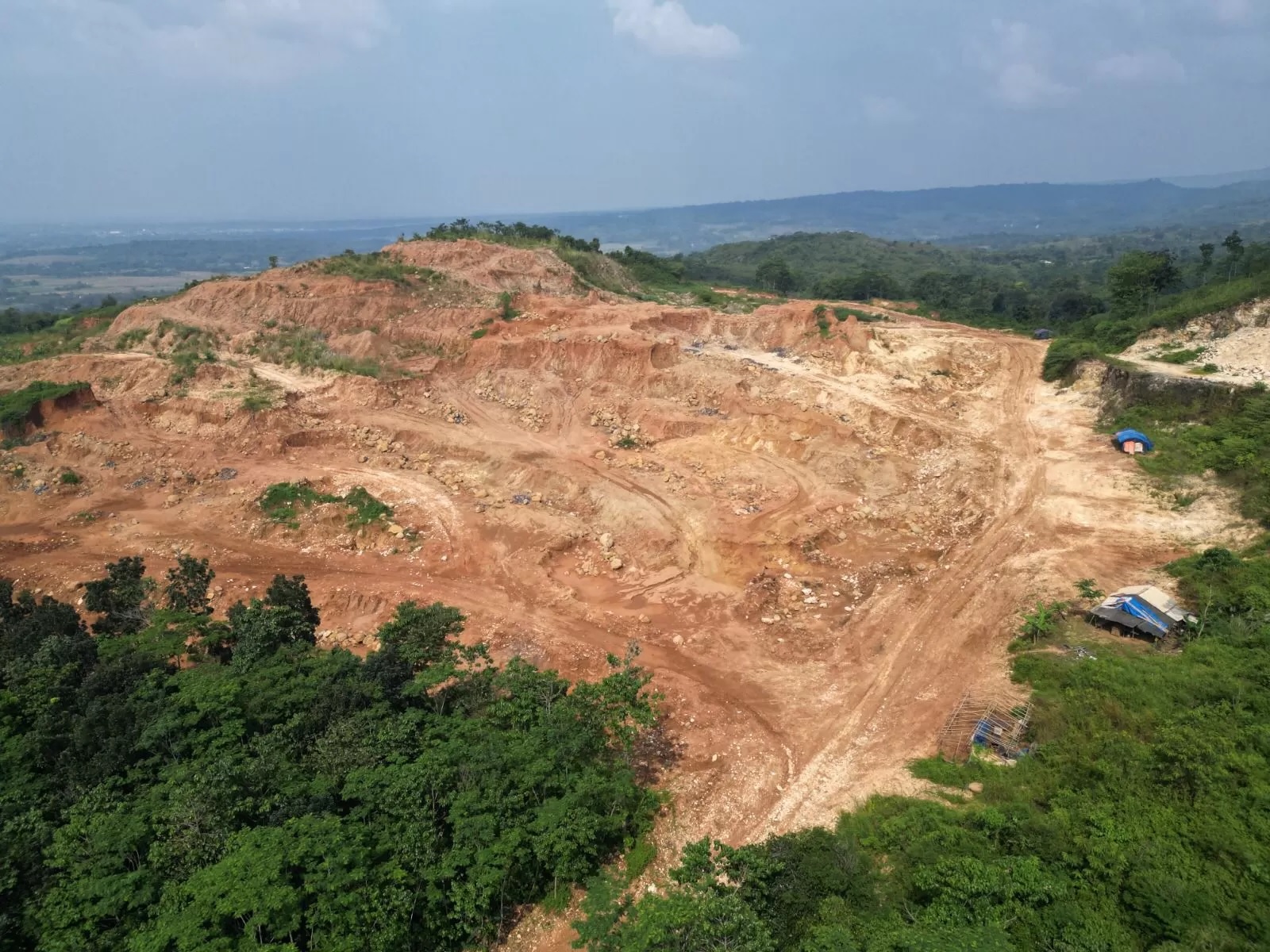 Moratorium Tambang Jawa Barat: Lingkungan Bernapas, Ekonomi Gelisah