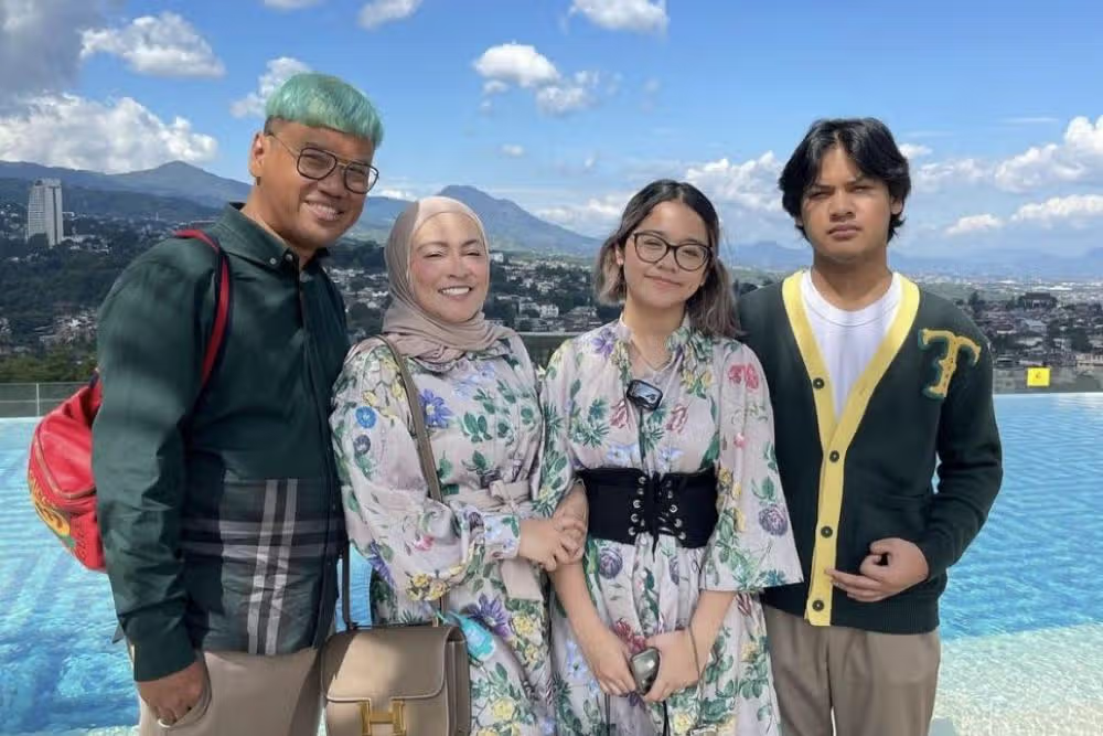 Hancur Hati Uya Kuya! Barang Hasil Jerih Payah Cinta & Nino Raib Dijarah Massa