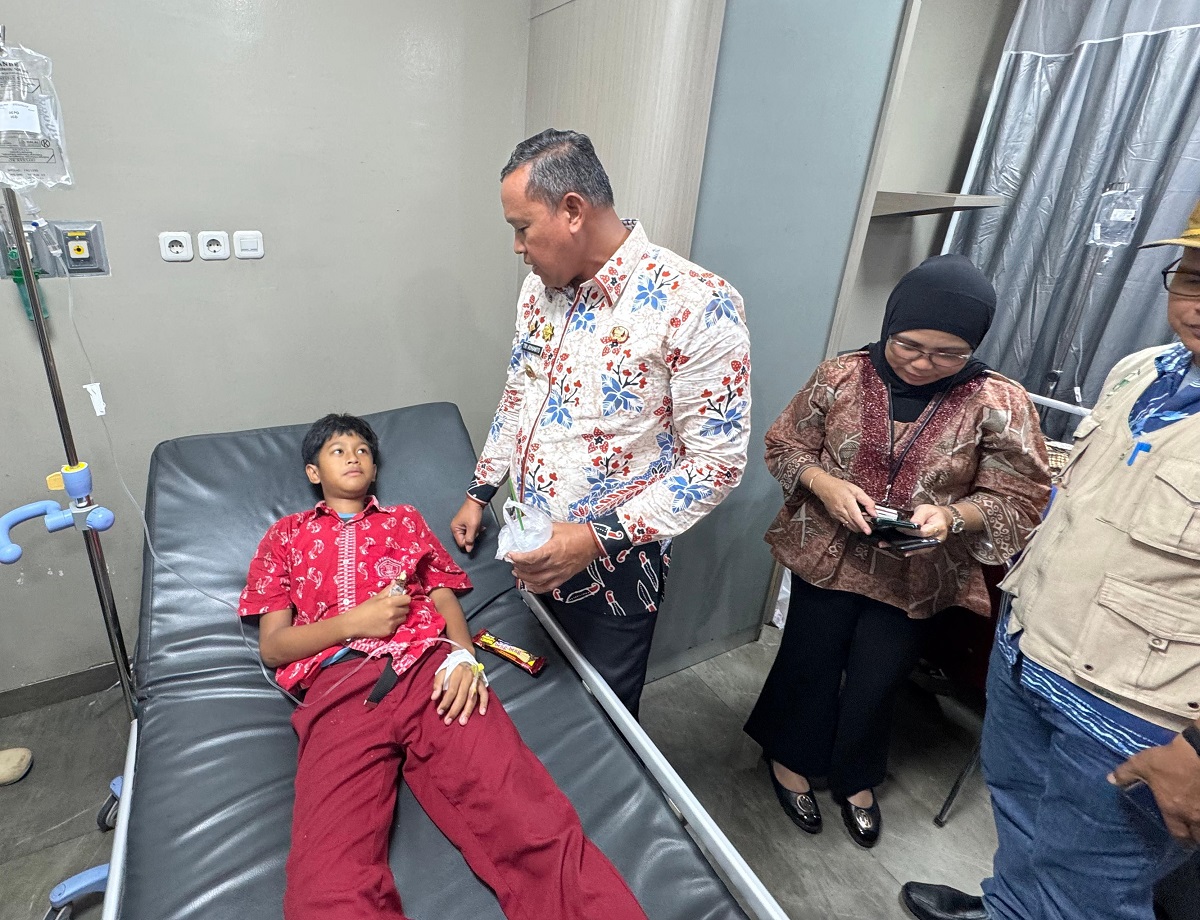 Empat Siswa SDN di Bekasi Barat yang Sakit Perut dan Muntah Usai Santap Menu MBG Dirawat Inap
