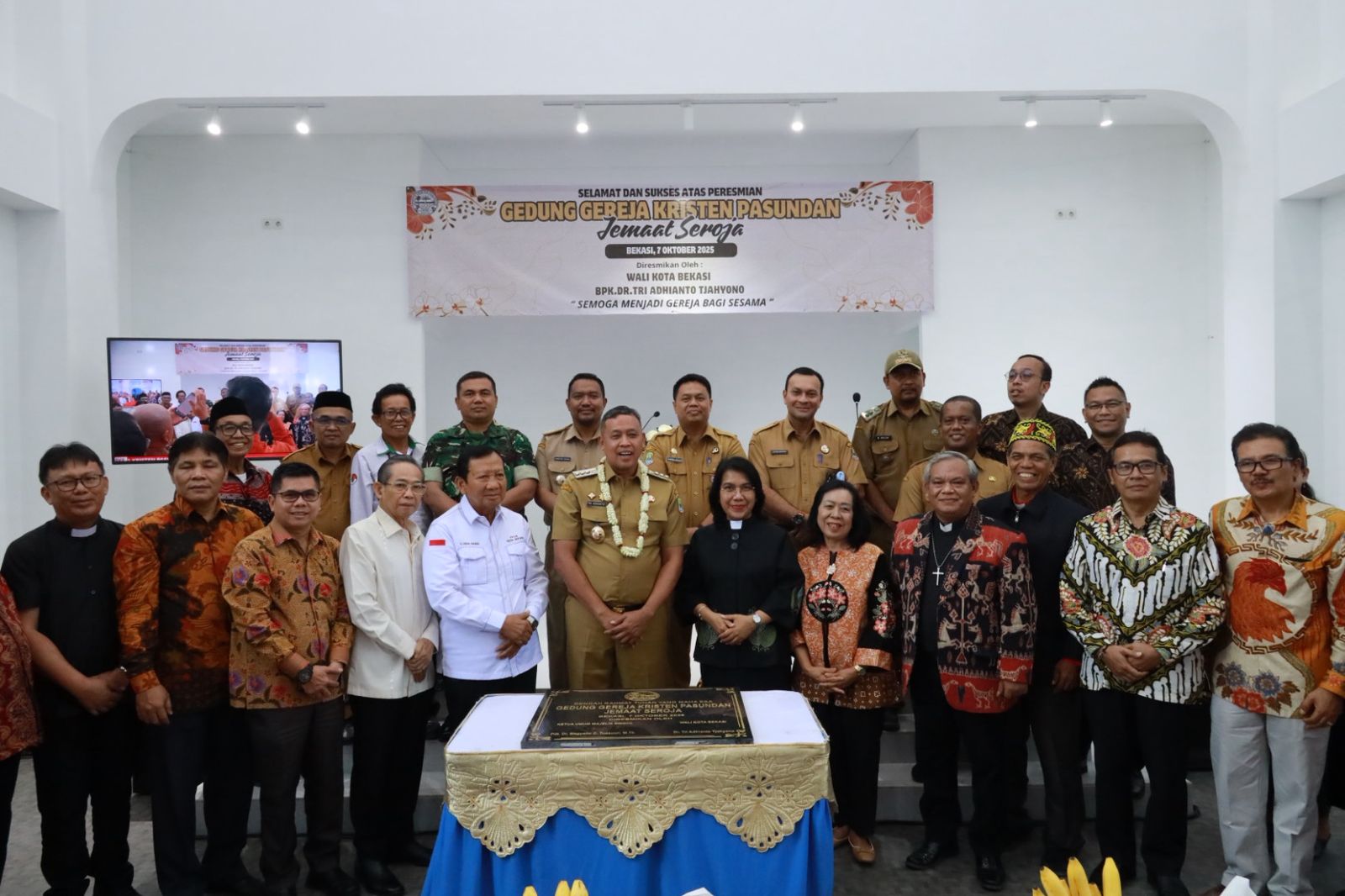Tri Adhianto Resmikan Gereja Kristen Pasundan, Bukti Nyata Pemkot Bekasi Menjaga dan Merawat Keberagaman