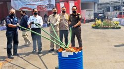 Kejari Kabupaten Bekasi Musnahkan Barbuk Narkotika hingga Uang Palsu