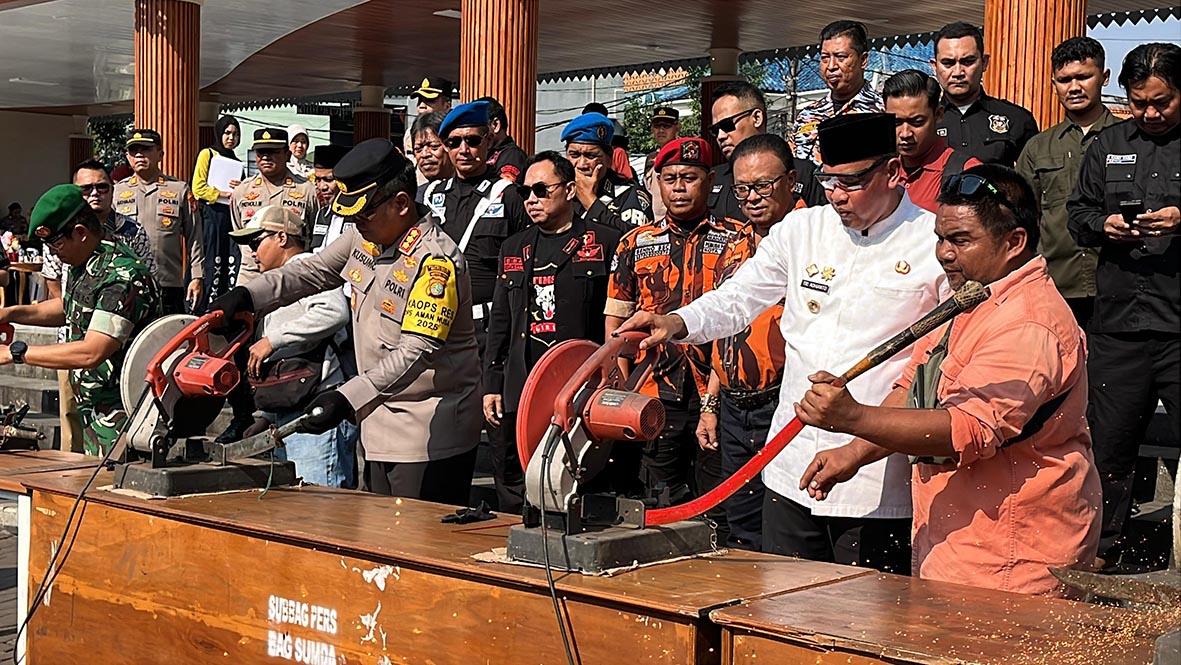 500 Sajam di Kota Bekasi Dimusnahkan