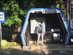 Kondisi Halte Bus di Kota Bekasi Memprihatinkan