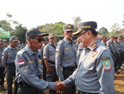 Wakil Wali Kota Bekasi Pimpin Apel Satlinmas, Tekankan Sinergi Jaga Ketertiban dan Keamanan