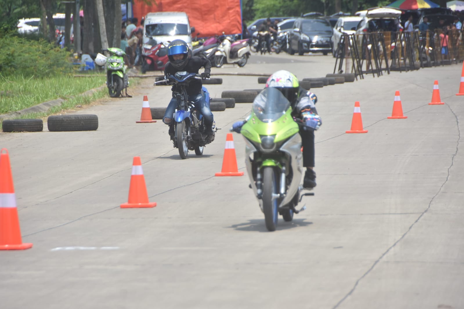 Deru Mesin dan Sorak Penonton Panaskan Akhir Pekan di Reka Vida Bekasi