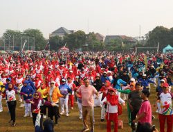 Ribuan Warga Ramaikan Festival Olahraga Kesehatan dan Kebugaran, Wali Kota Bekasi Ajak Peduli Lingkungan